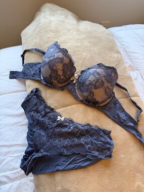 Lace Bra and Bikini Panty Set - Slate Blue